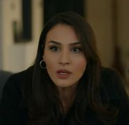 Rezumat „Minciuni de familie”, episodul 54, difuzat în 11 septembrie la Kanal D: Yeşim descoperă cine este persoana care a vrut să o lovească pe Guzide cu mașina